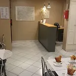 Acacia Παρίσι