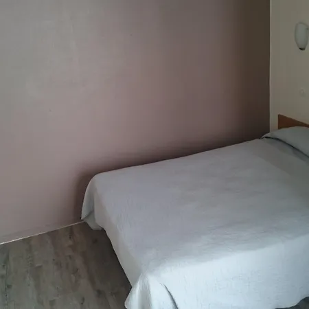 Acacia Paříž