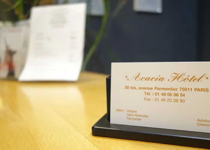 Acacia Hotel